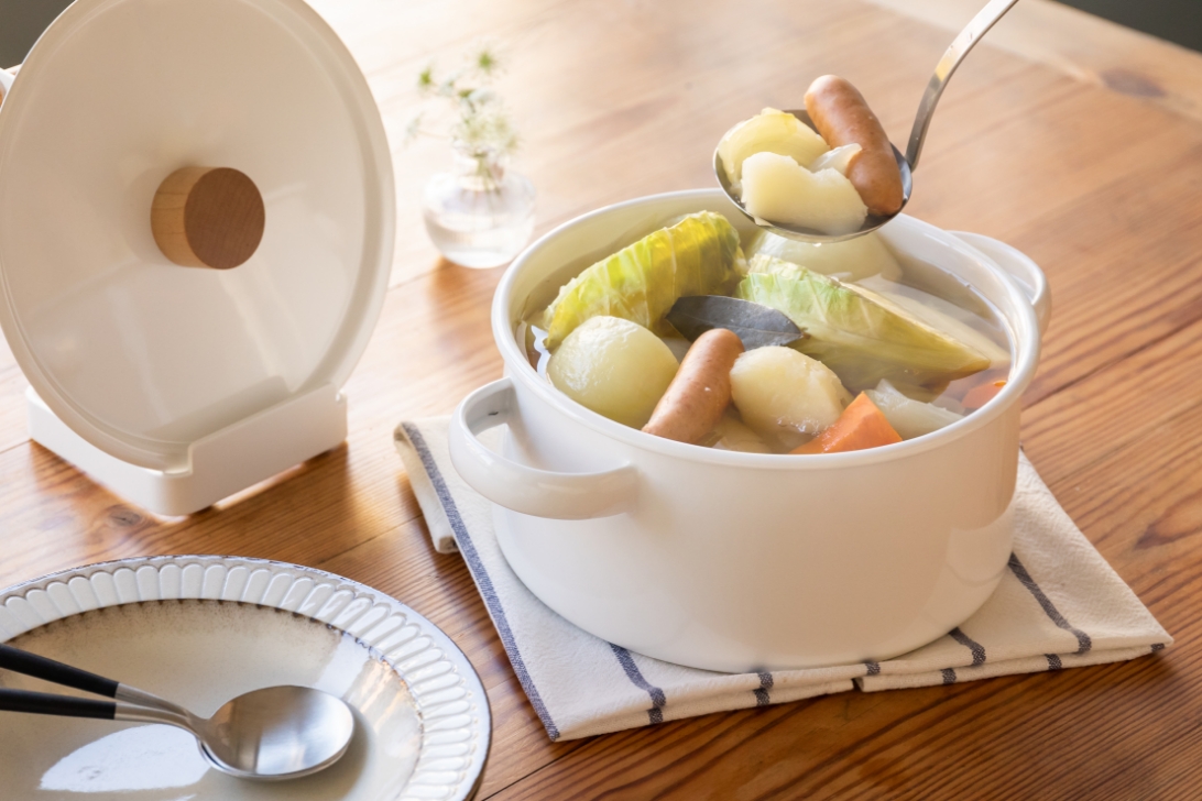 「kaico(カイコ)」両手鍋、片手鍋 18cm